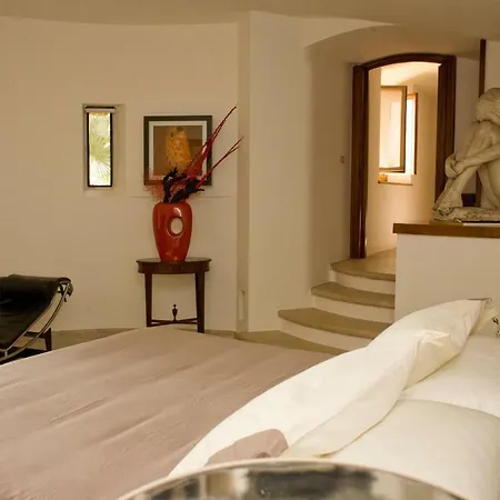 Guest house L'oliveta 2*